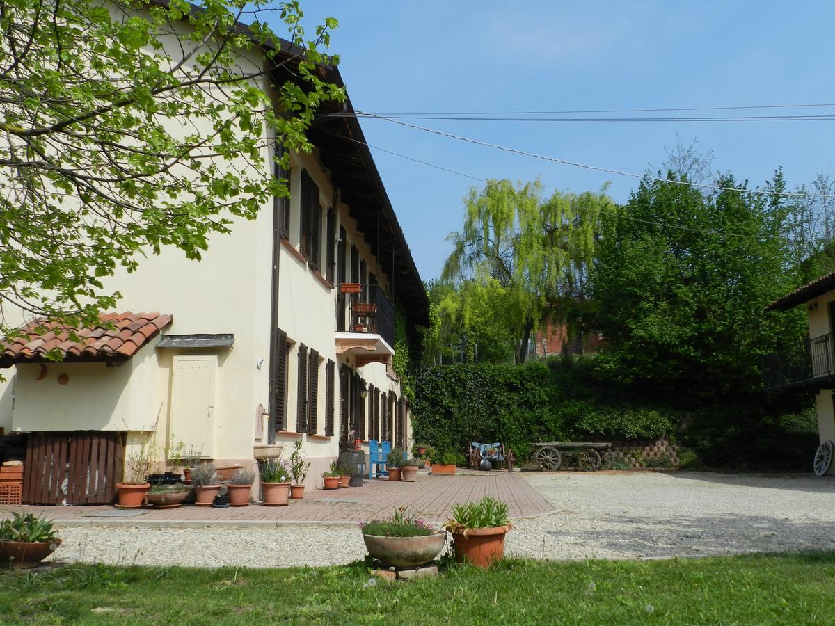 Cascina Caldera Pensionat Cantarana Exteriör bild
