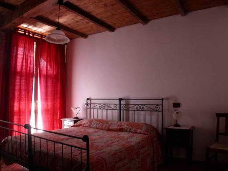 Cascina Caldera Pensionat Cantarana Exteriör bild